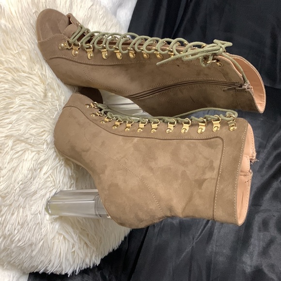 Wild diva - Picture 3 of 6